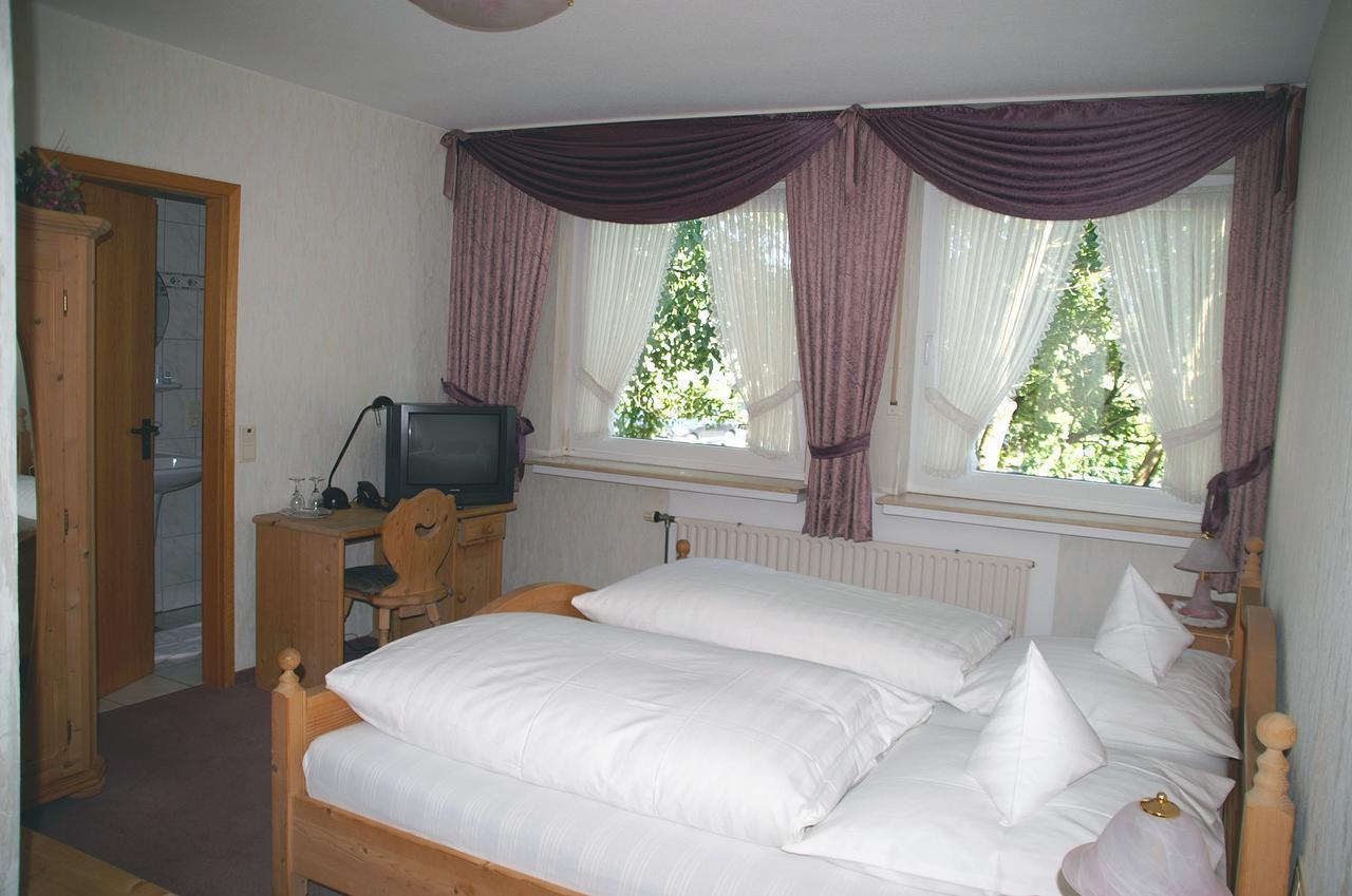 Hotel Restaurant Bieberstuben เมนเดน ภายนอก รูปภาพ